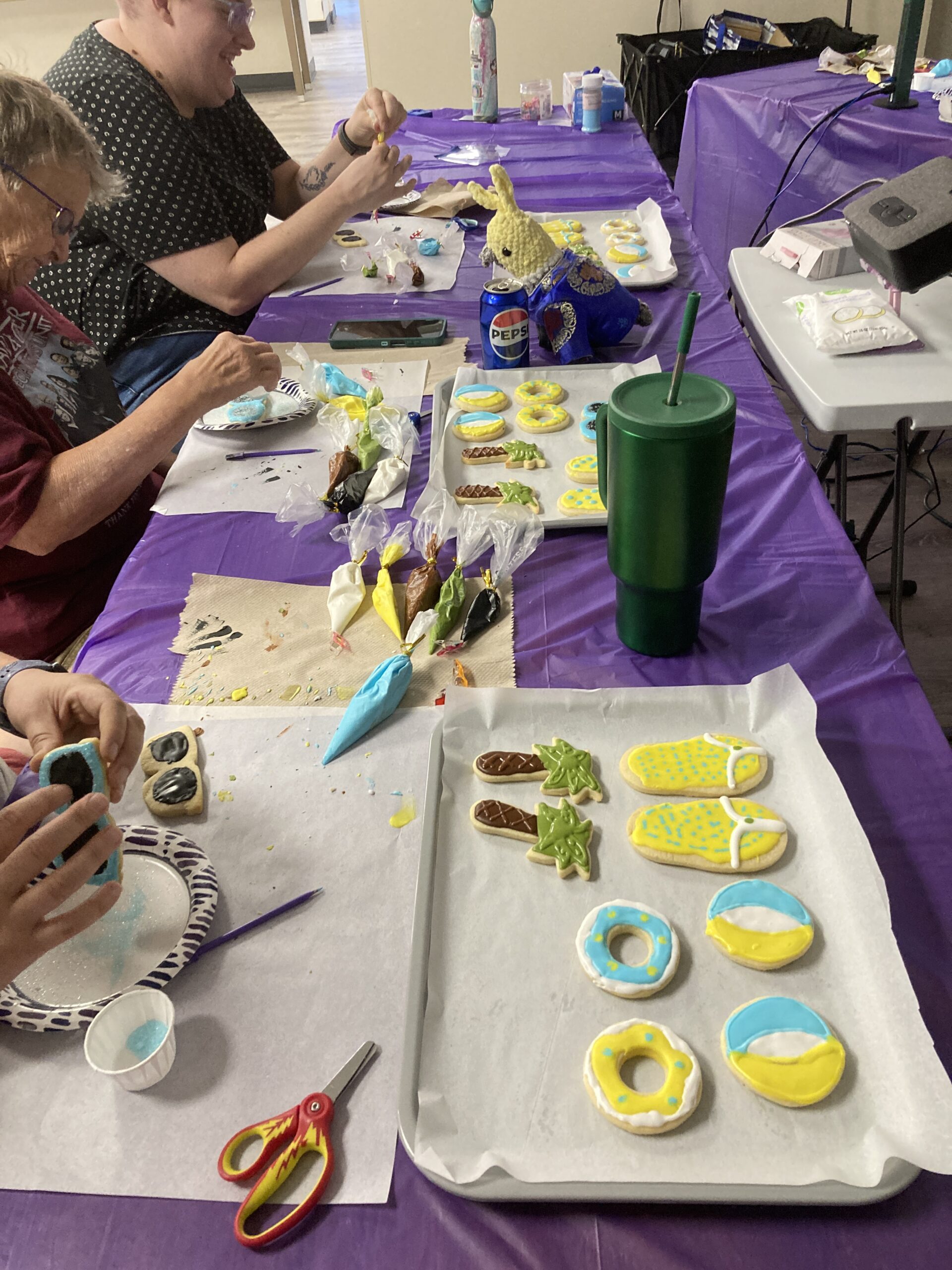 Cookies decorated by students at a 2 Cute 2 Eat Cookies class